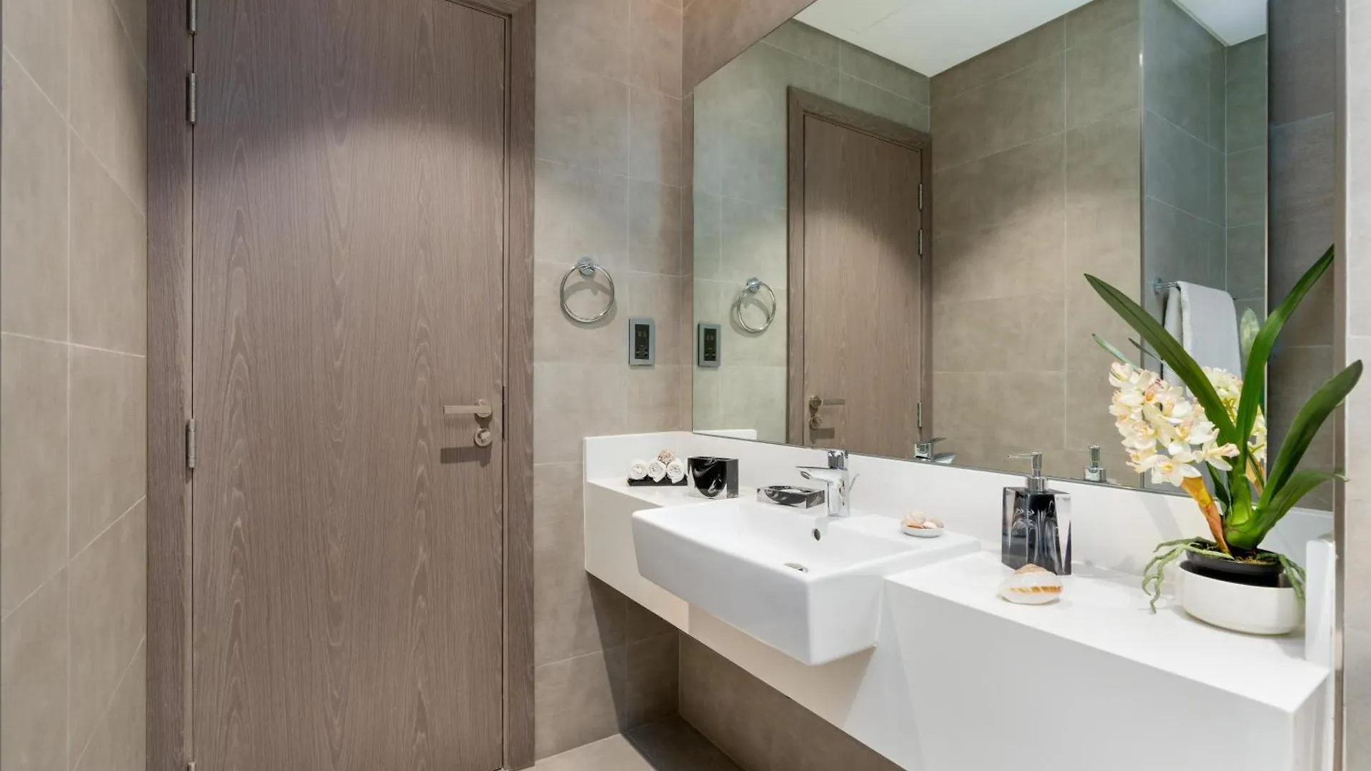 Luxury 1Br In District 1 Residences 11 - Ahlan Hh Dubai United Arab Emirates