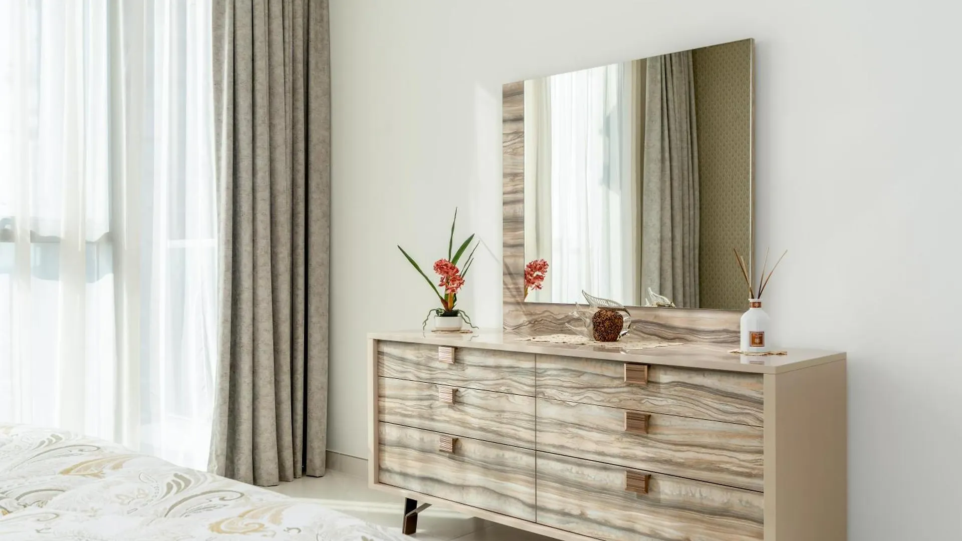 Luxury 1Br In District 1 Residences 11 - Ahlan Hh Dubai Apartment